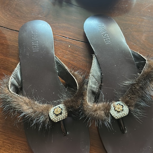 Dana Stein Monte Carlo Slipper - Picture 3 of 7